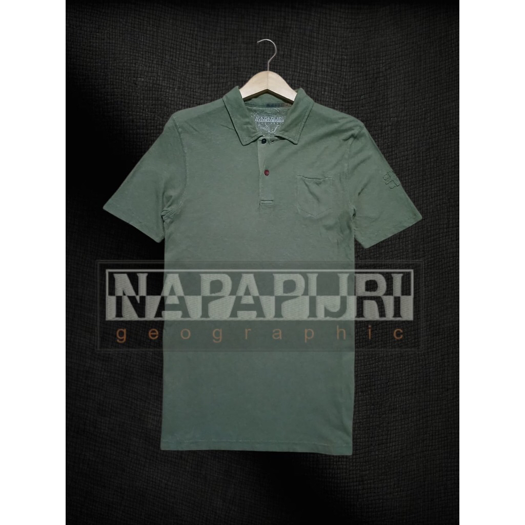 NAPAPIJRI polo shirt mewah papan atas bahan adem banget warna army second preloved