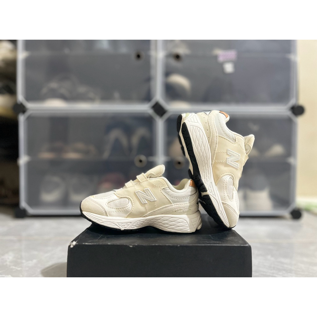 Sepatu Anak Preloved/Second Kids NB 2002R Size 26