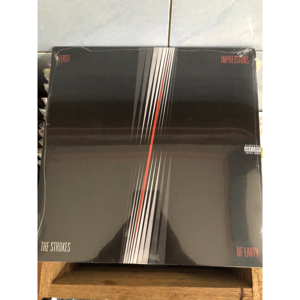 Vinyl / Piringan Hitam The Strokes - First Impressions Of Earth