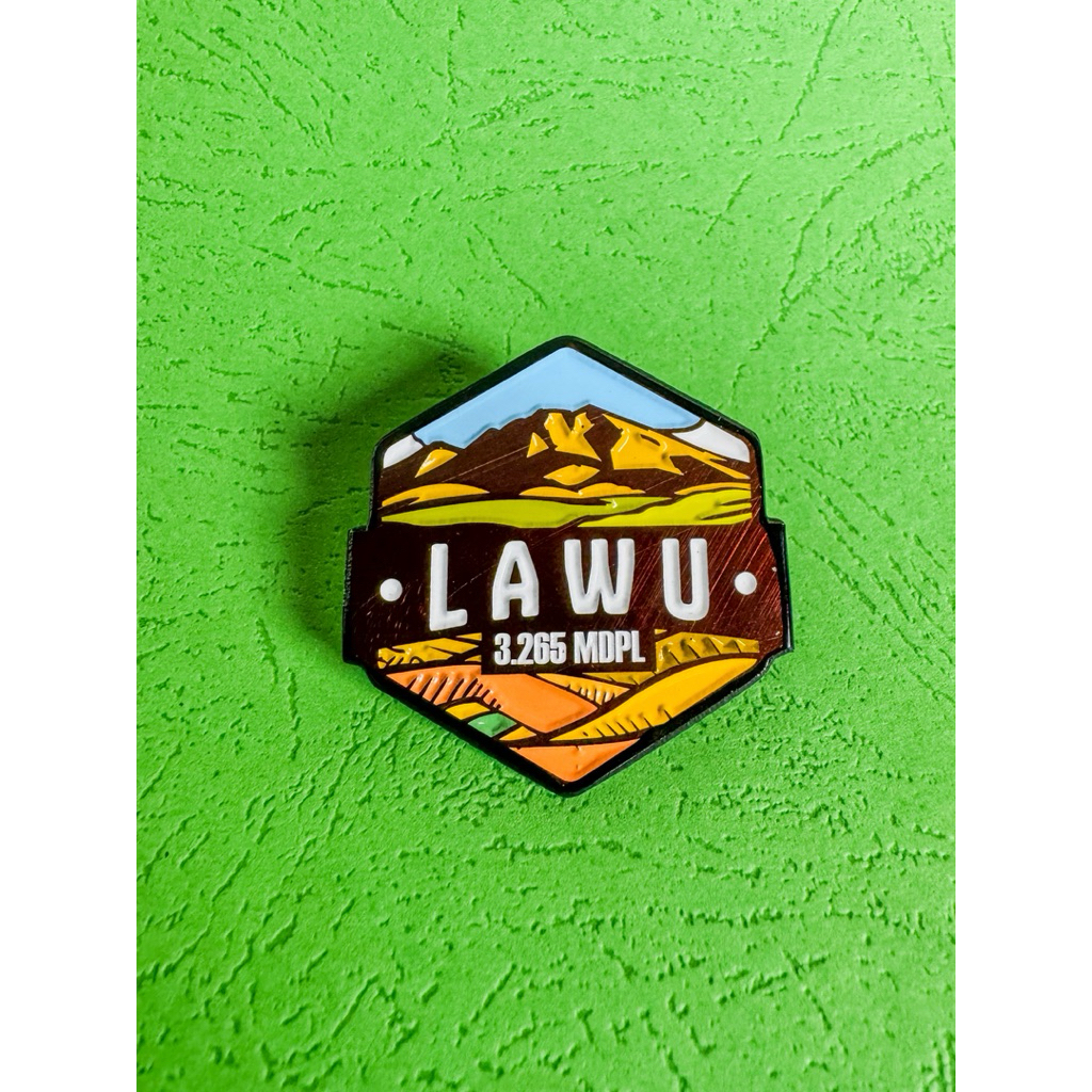Enamel Pin Gunung Lawu