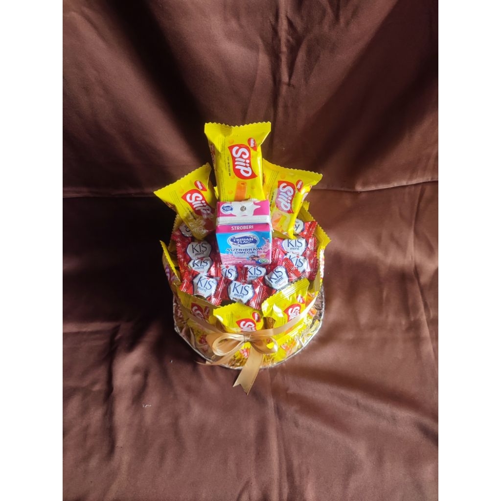 snack tower/ tart snack/ tart ultah/ kue jajan/ tart ulangtahun