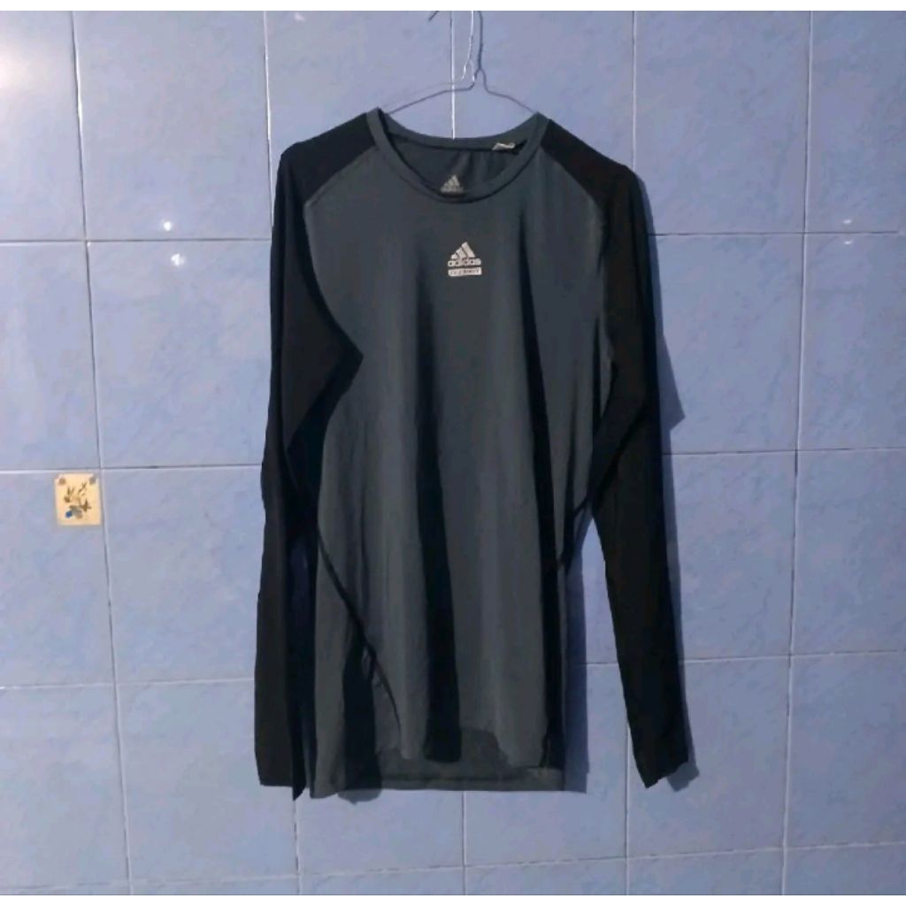 Jersey Adidas techfit climalite UK besar