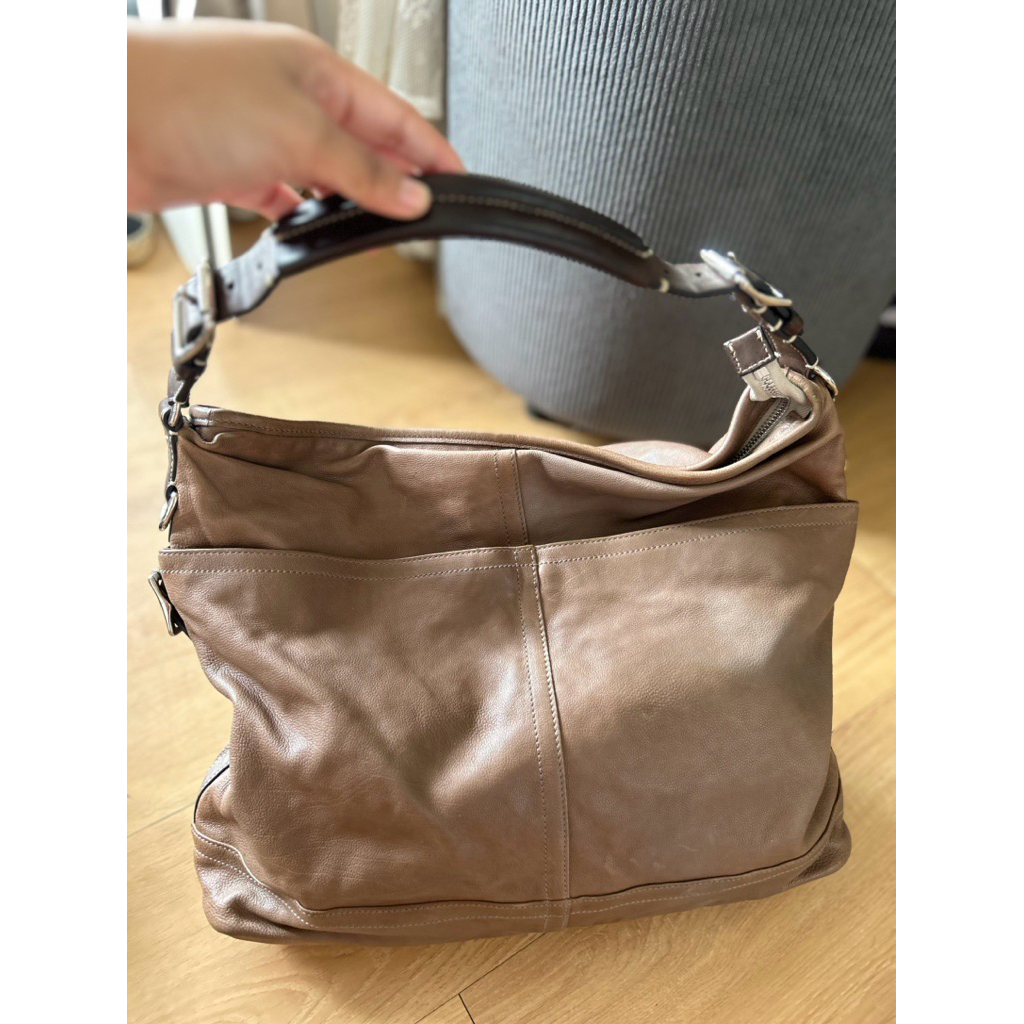 Preloved Coach Vintage Leather Hobo Bag