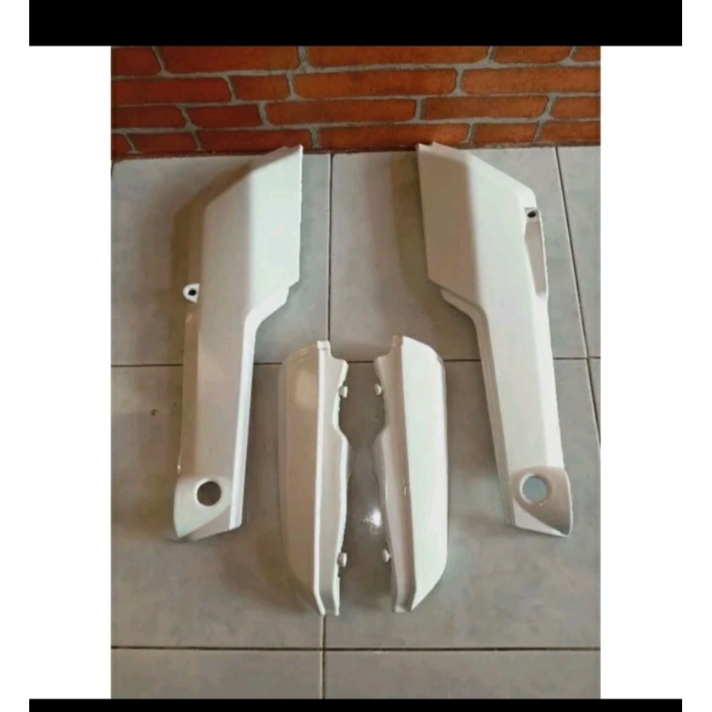 bodi set honda win 100 warna putih glos