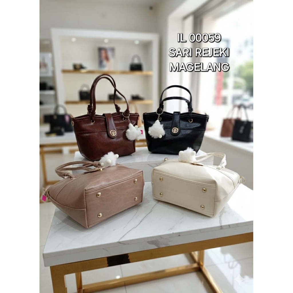 IL 00059 Tas Tangan Wanita Elegan dengan Pom Pom dan Desain Modern - Pilihan Warna Coklat Hitam Beig