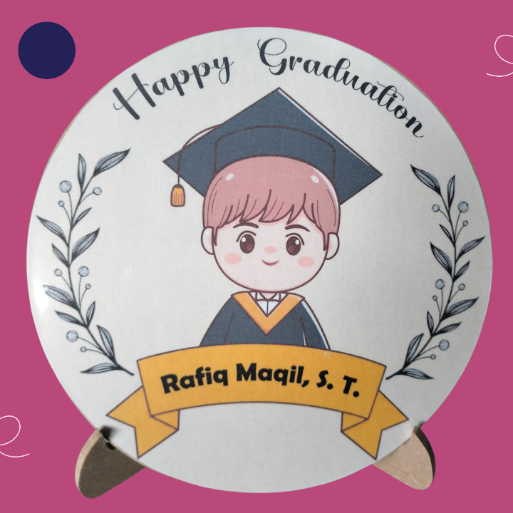 Graduation Gift/ Hadiah Wisuda/ Kado Wisuda/ Figura animasi