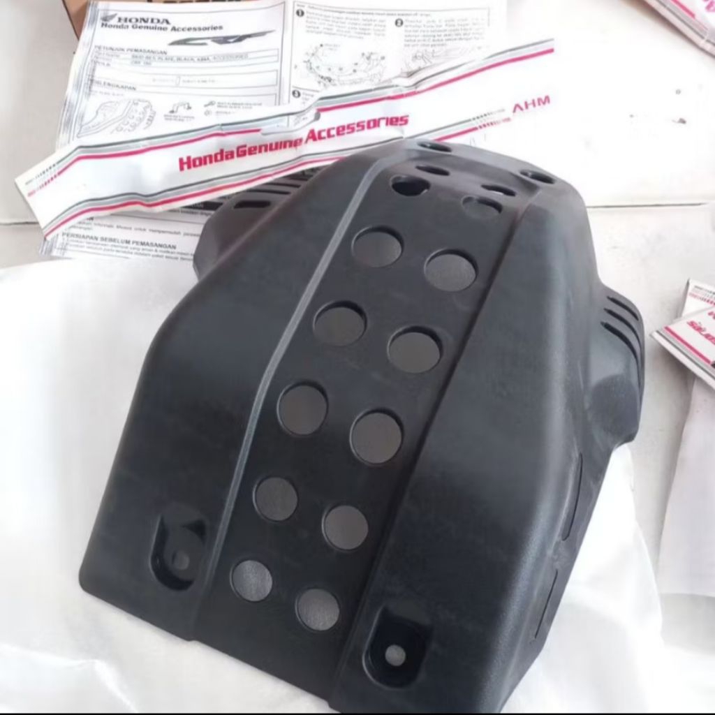 PELINDUNG COVER MESIN BAWAH CRF 150 ORIGINAL