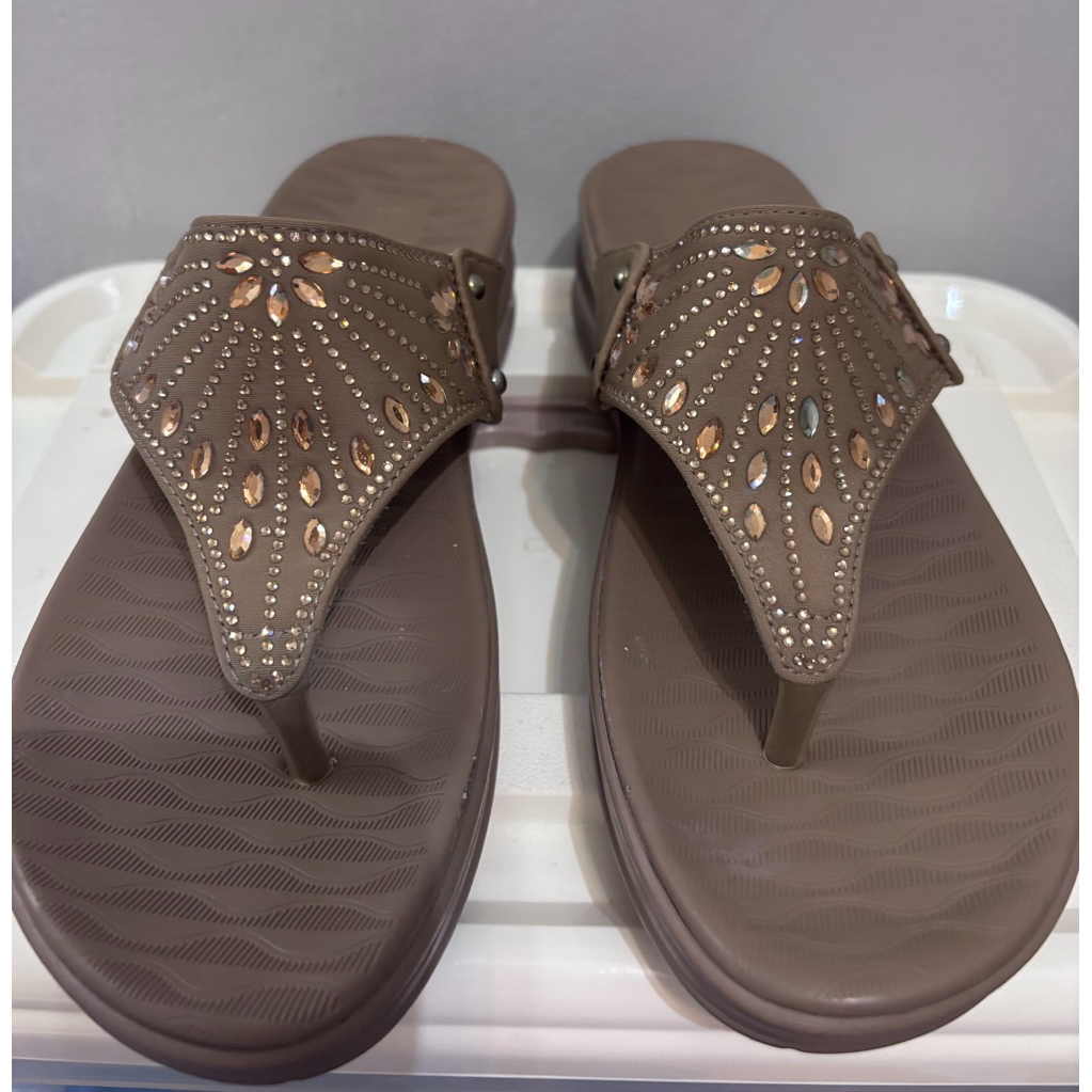 BOZKA sandal wanita preloved