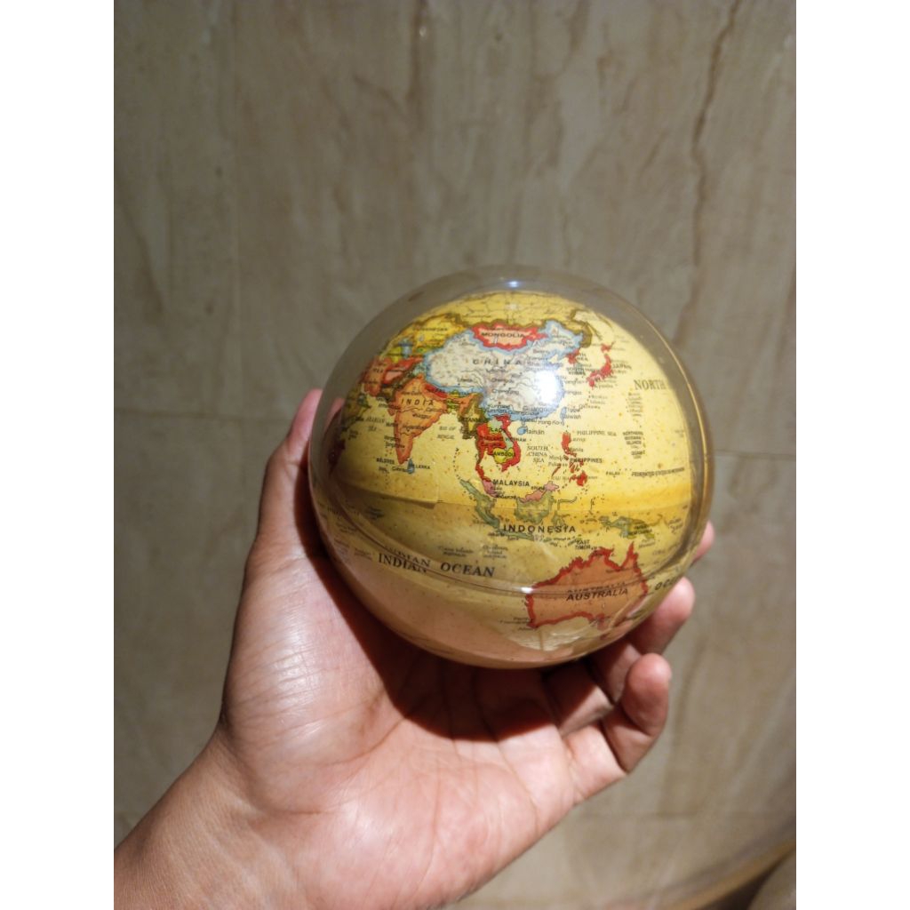 globe peta dunia vintage