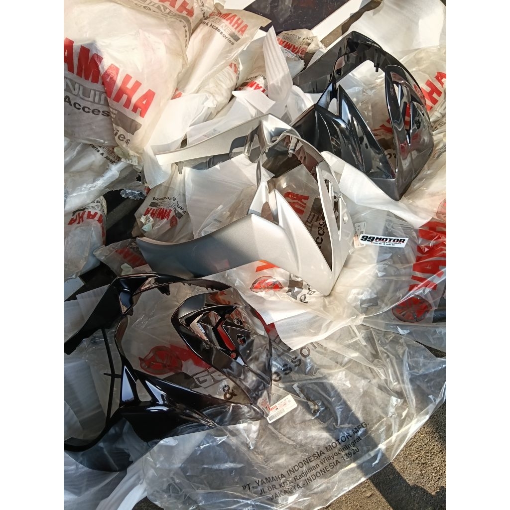 cover tameng dada panel body depan silver hitam violet 14D yamaha mio soul karbu original