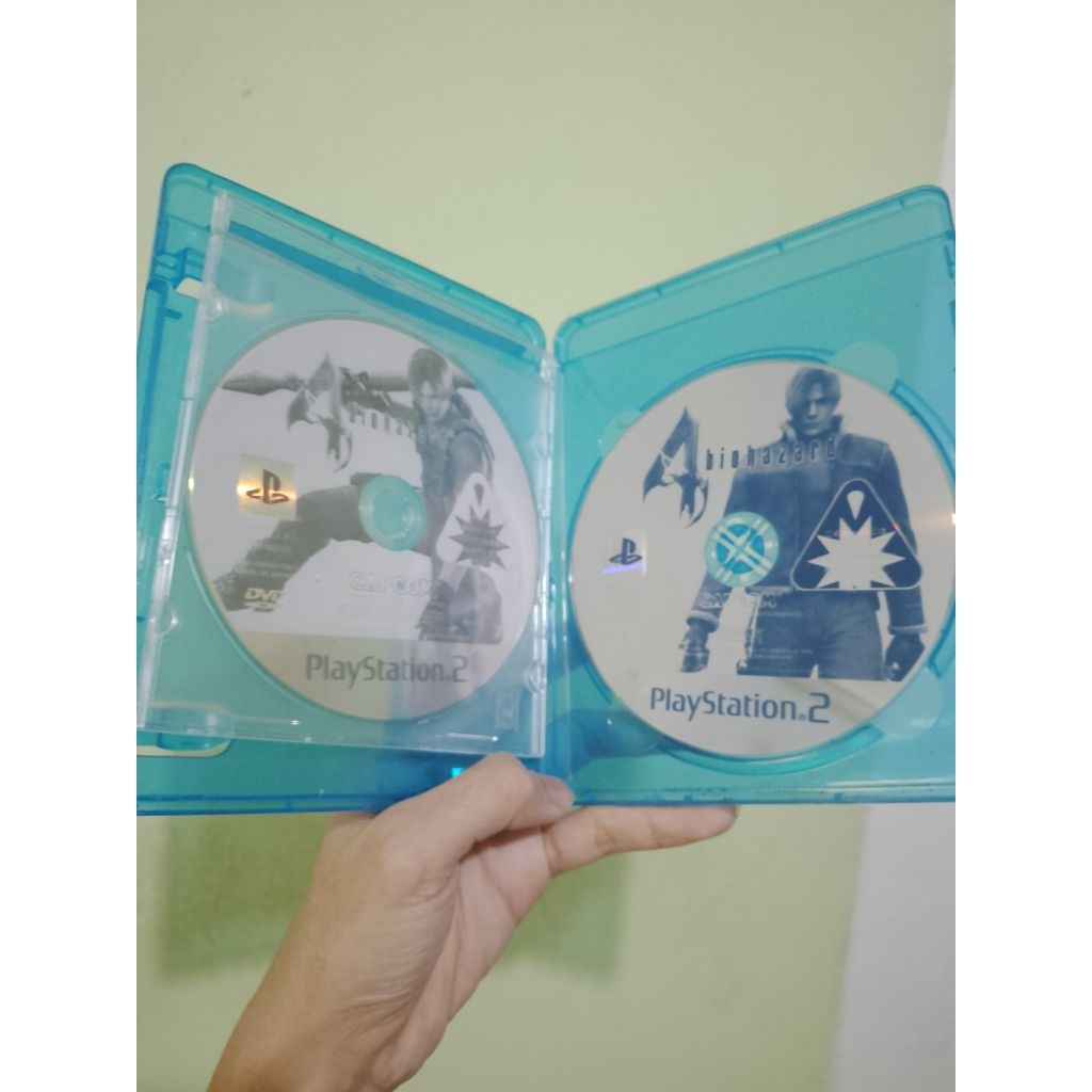 kaset ps2 resident evil 4 original ntsc - j preloved tested normal 2 disk
