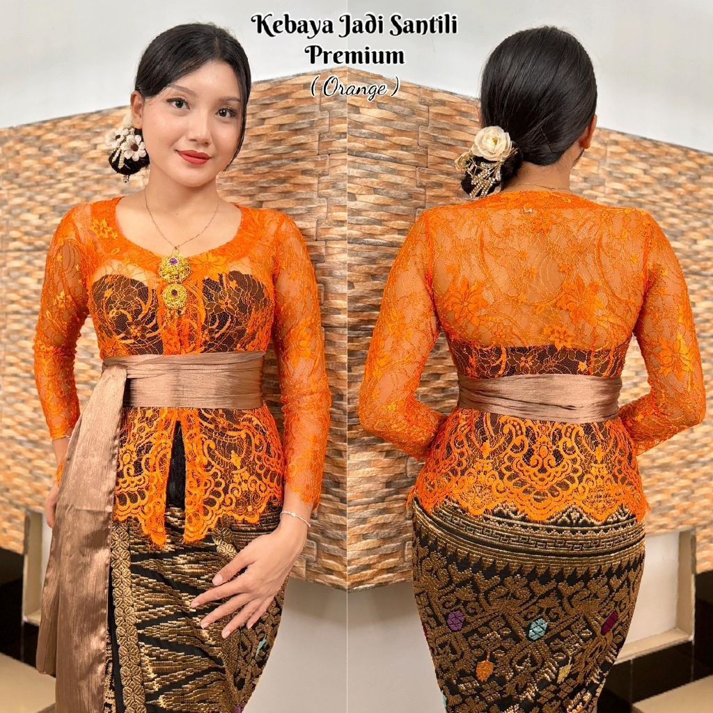 Kebaya jadi santily