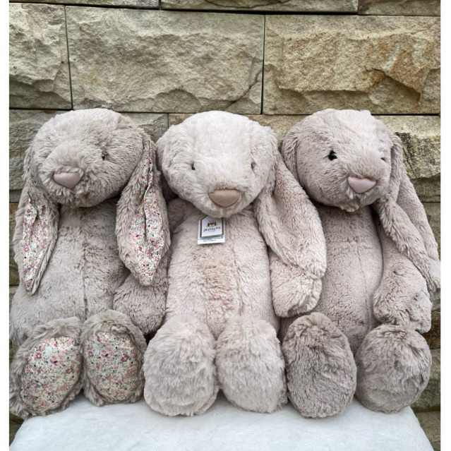 —bygmore {READY} JC HUGE bunny (free dustbag)