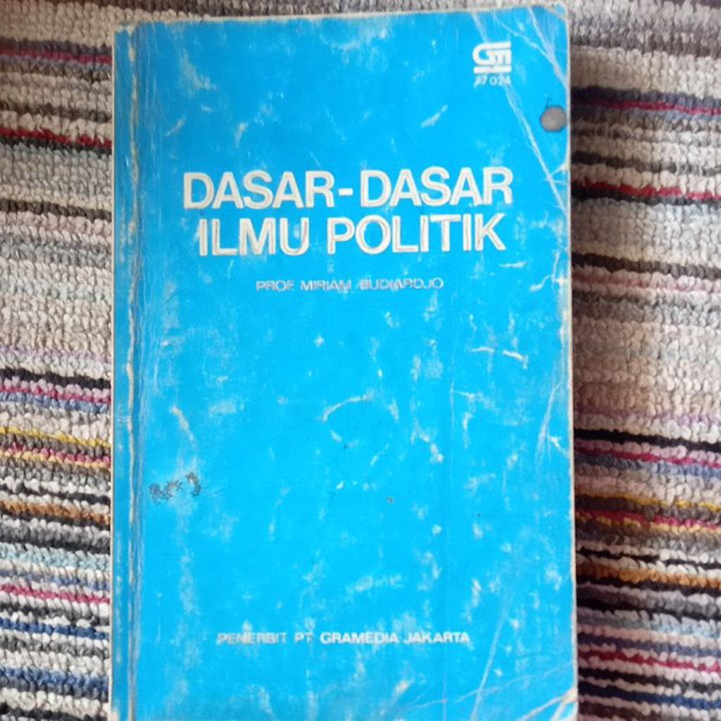 dasar-dasar ilmu politik