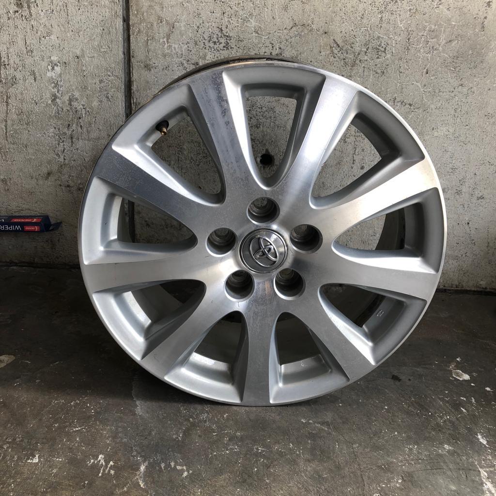 981 velg mobil bekas OEM TOYOTA CAMRY XV40 R17 5X114