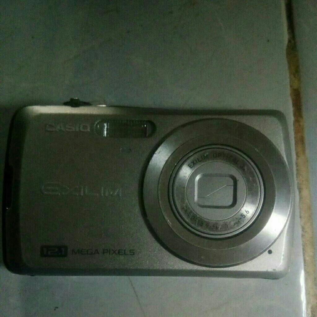 CASIO EXILIM EX-Z35