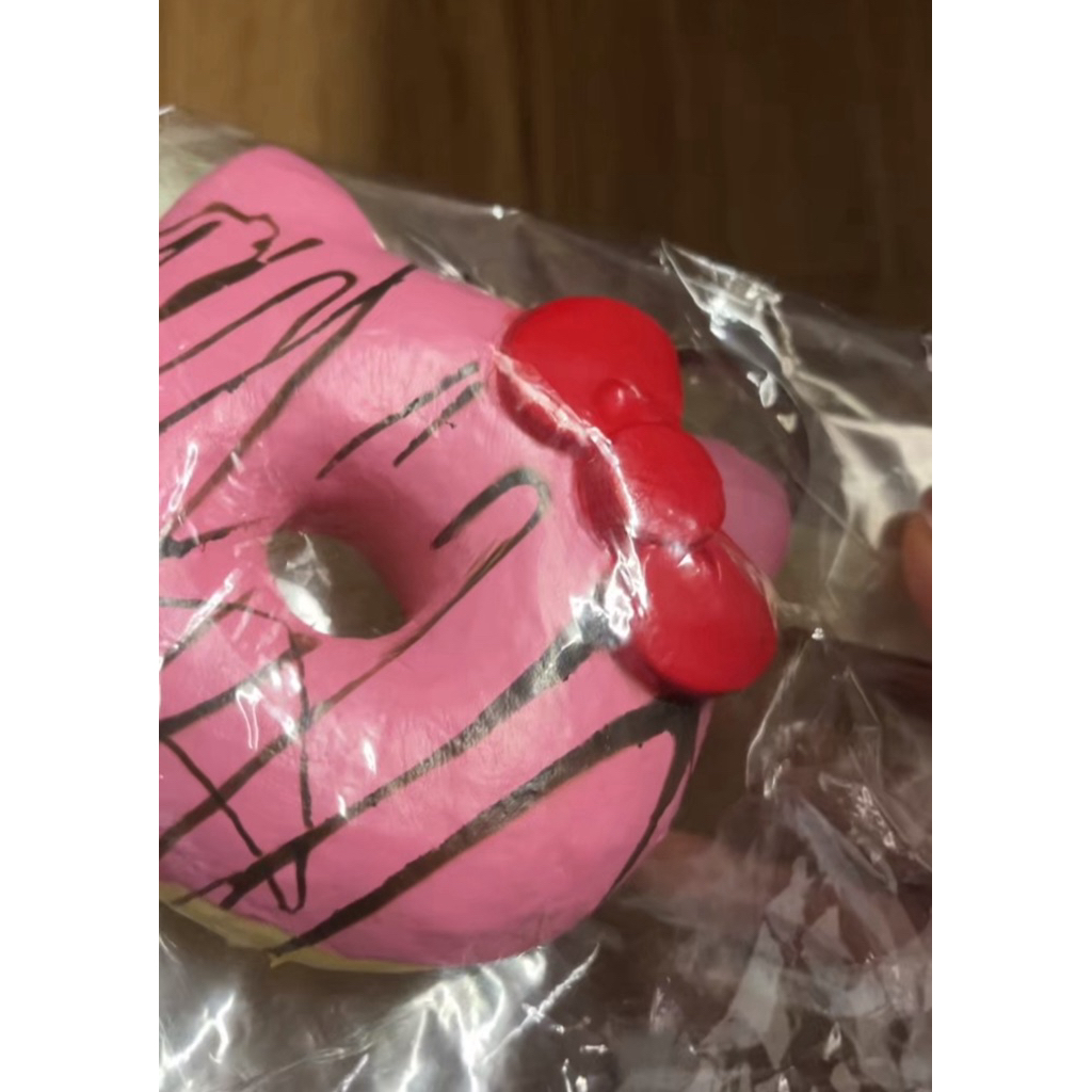 HK donut squishy