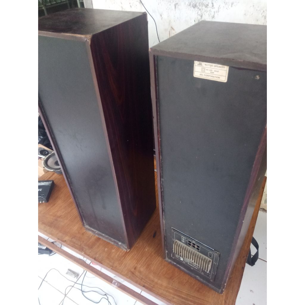 sepasang box speaker 6"x2 bekas jdl layak pake