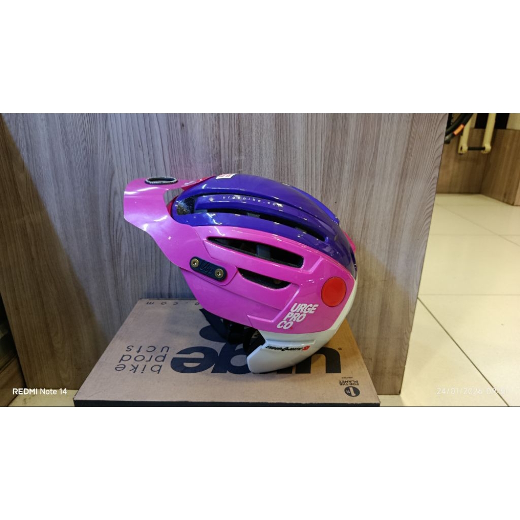 Helm urge enduro o matic 2 size L/XL (57-59cm ) Purple pink white