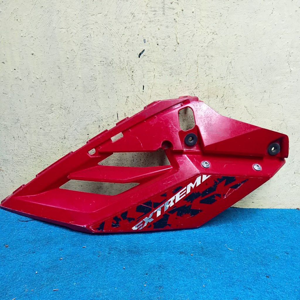 cover Sabungan body samping X-Ride 115 original