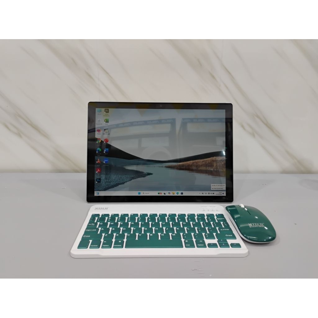 LAPTOP MICROSOFT SURFACE PRO SECOND SIAP PAKAI