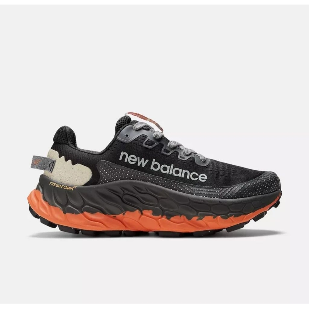 Sepatu Nb Fresh Foam X More Trail v3 Black Oraange "