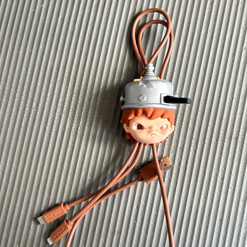 preloved POP MART Hirono Echo Series 2 in 1 Charging Cable Rooted in Memory Selected Blind Box 1M Ka