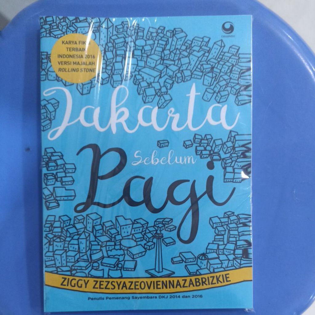 Jakarta Sebelum Pagi Ziggy Zezsyazeoviennazabrizkie