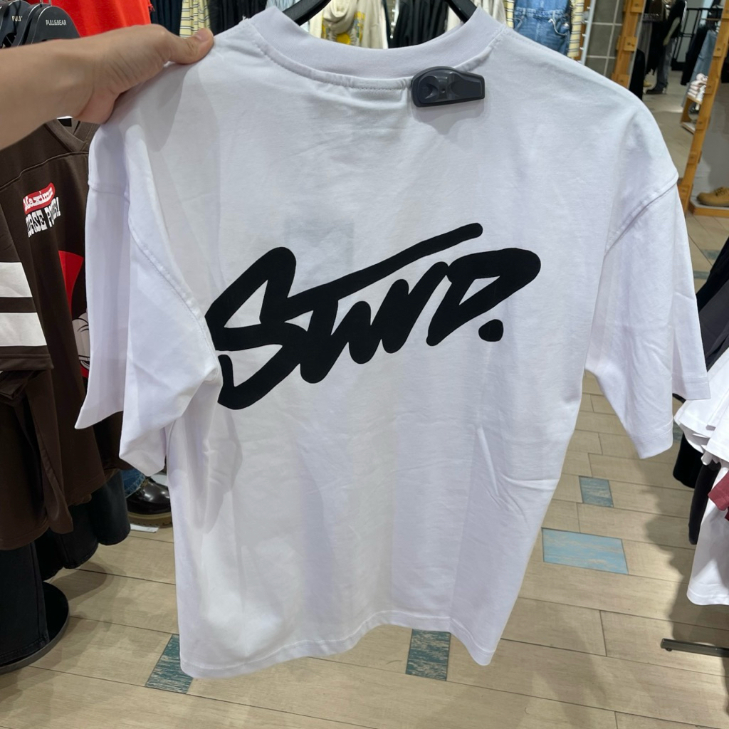 Tshirt Pull and Bear Man Boxy Fit STWD White