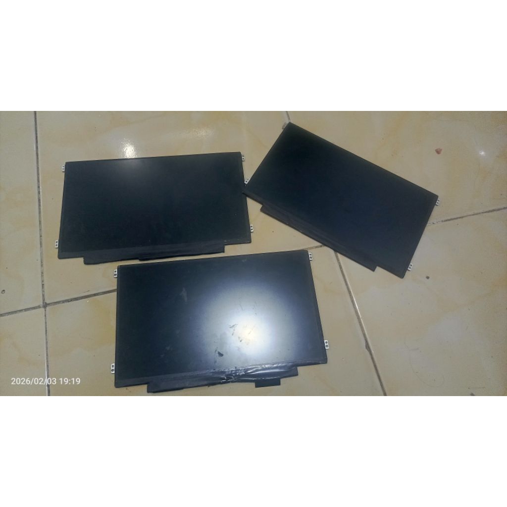 Layar 11.6 inchi  LED 30 pin