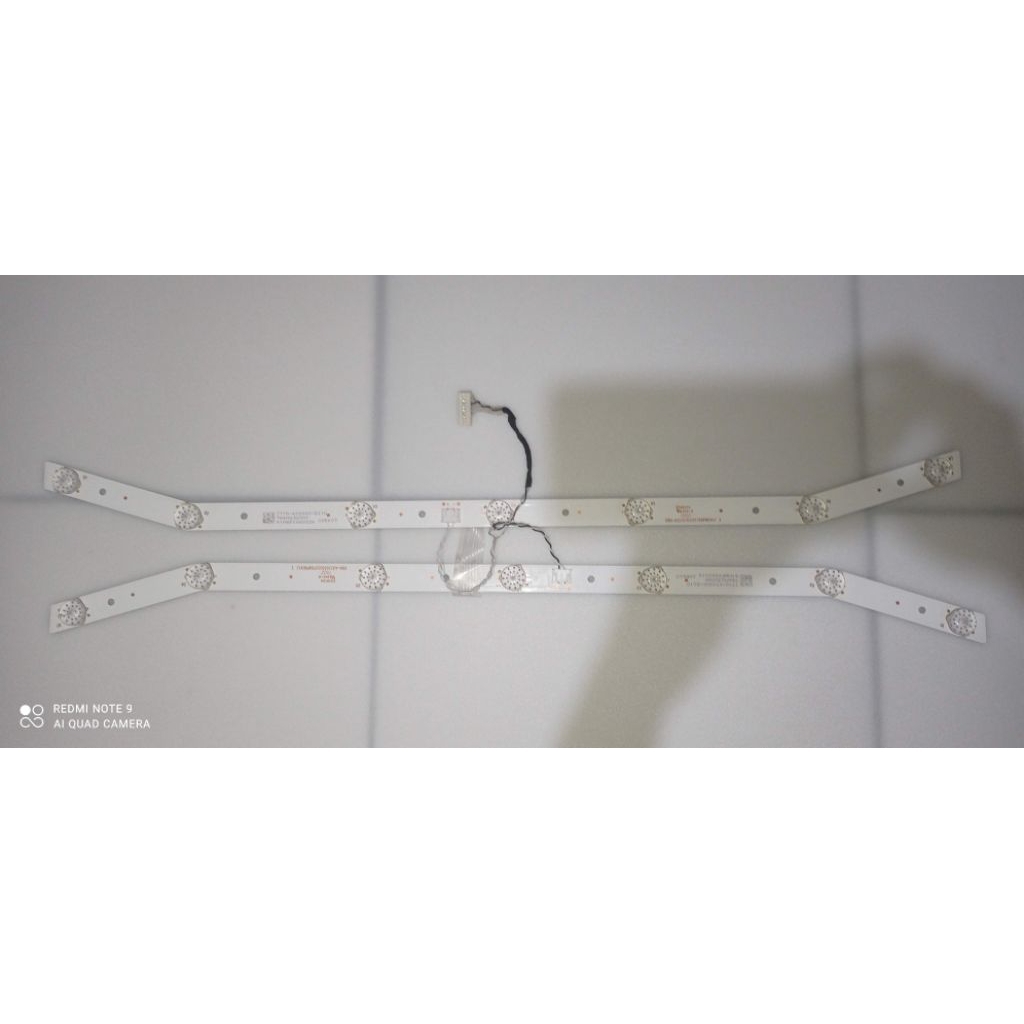 BACKLIGHT TV LCD LEFD TOSHIBA 32L1600VJ LAMPU ORIGINAL