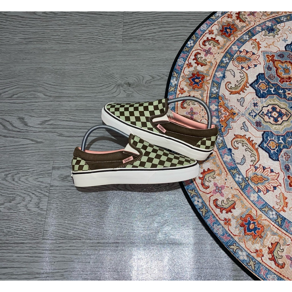 vans slip on checkerboard