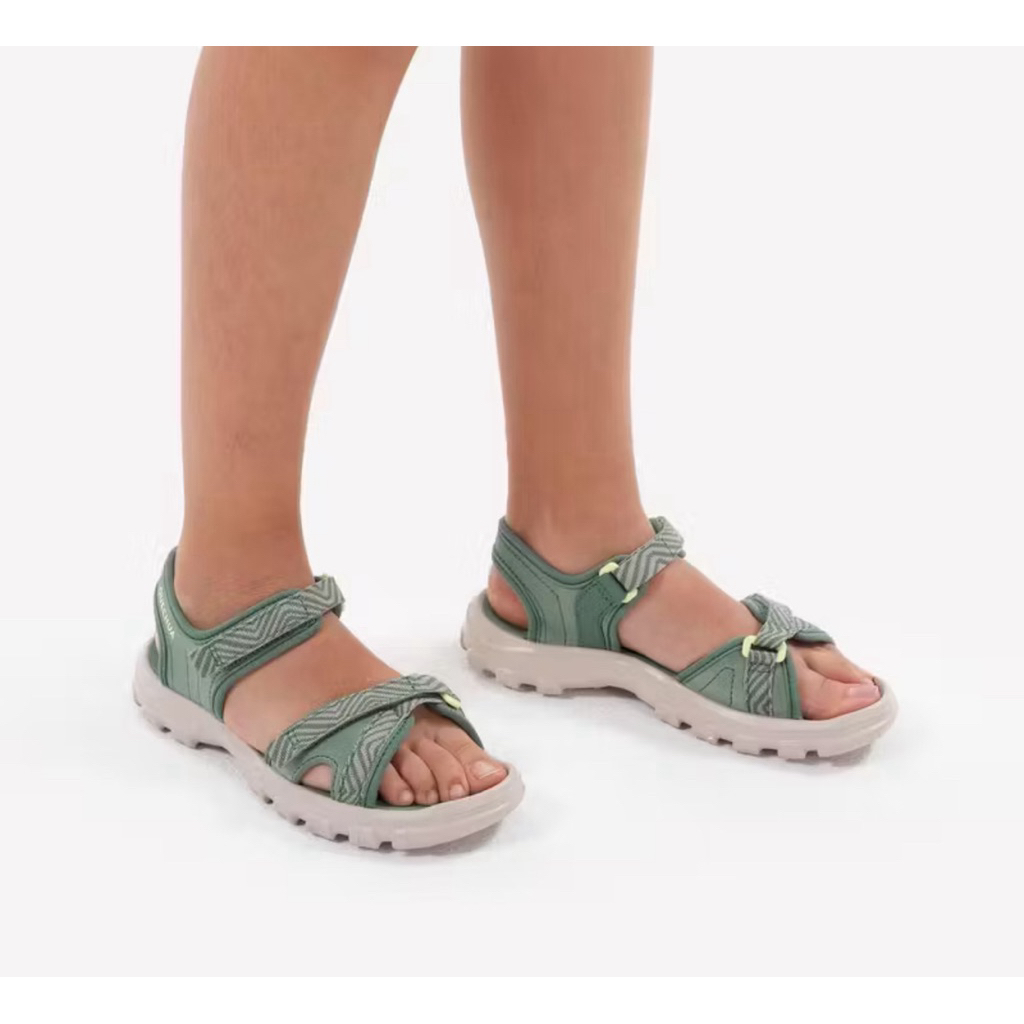 Sendal Sepatu anak perempuan Quechua Decathlon original preloved like new