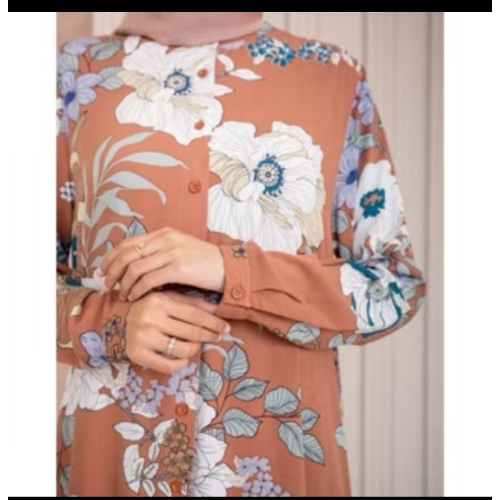 Preloved Carissa tunik color bronze heaven lights