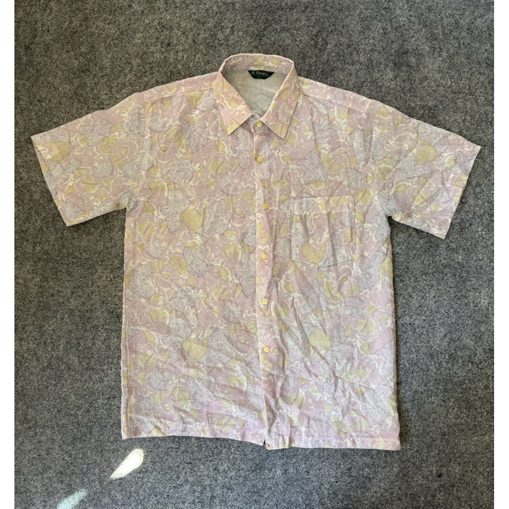 kemeja motif vintage