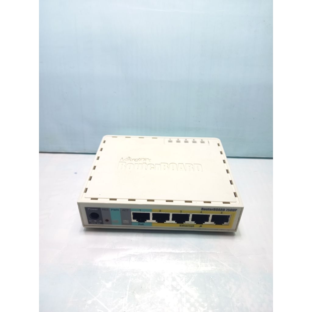 MIKROTIK RB750UP BB/BADBLOCK 0,0% PORT SEMUA NORMAL_UNIT+ADAPTOR