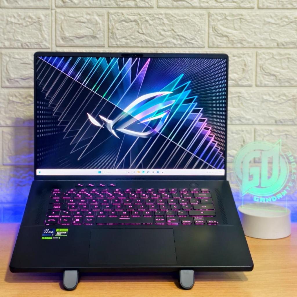 ASUS ROG Zephyrus M16 GU604VI i9 13900H RTX 4070 8GB 140 WATT 16GB RAM 1TB SSD 16" NEBULA DISPLAY 24