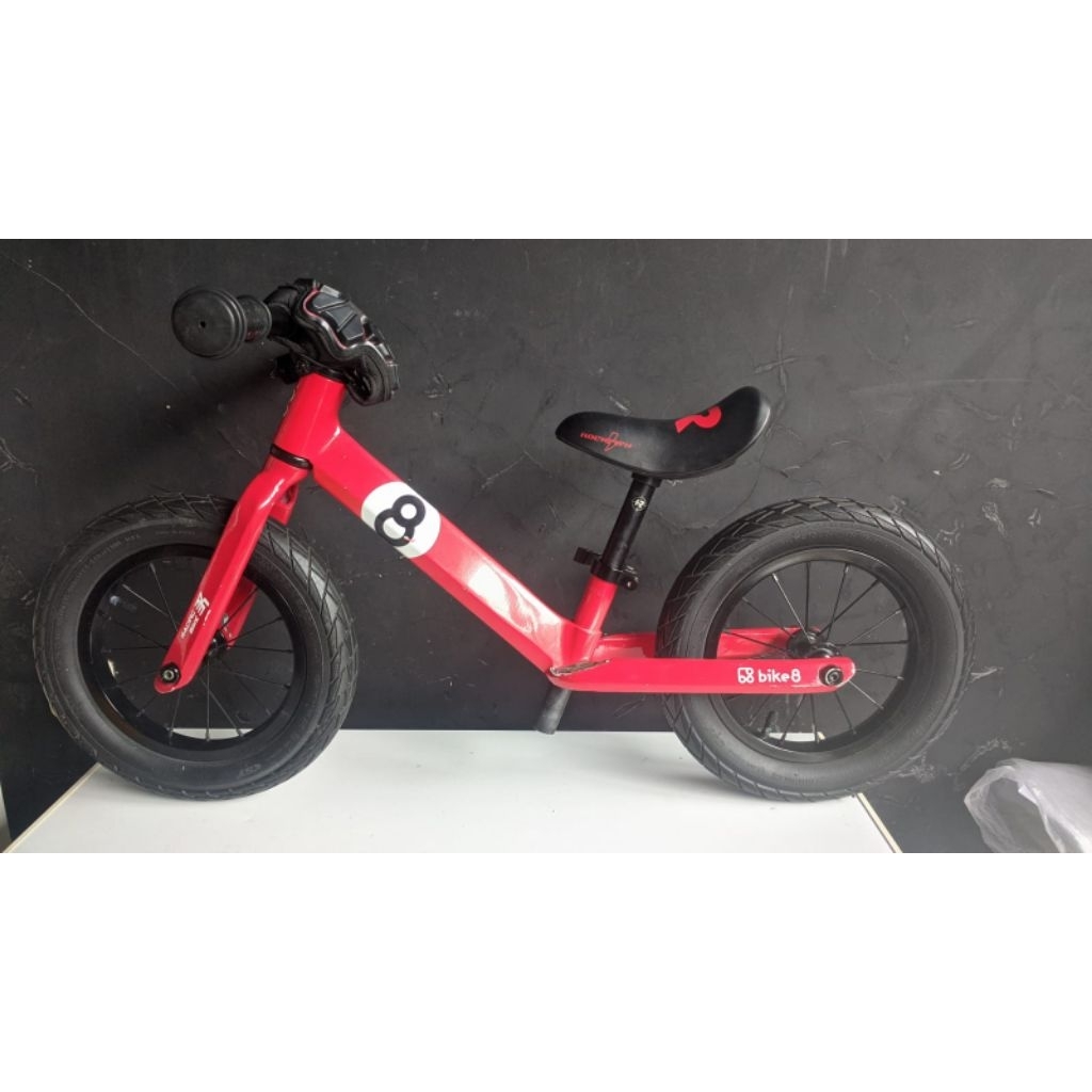 Bike 8 Racing preloved