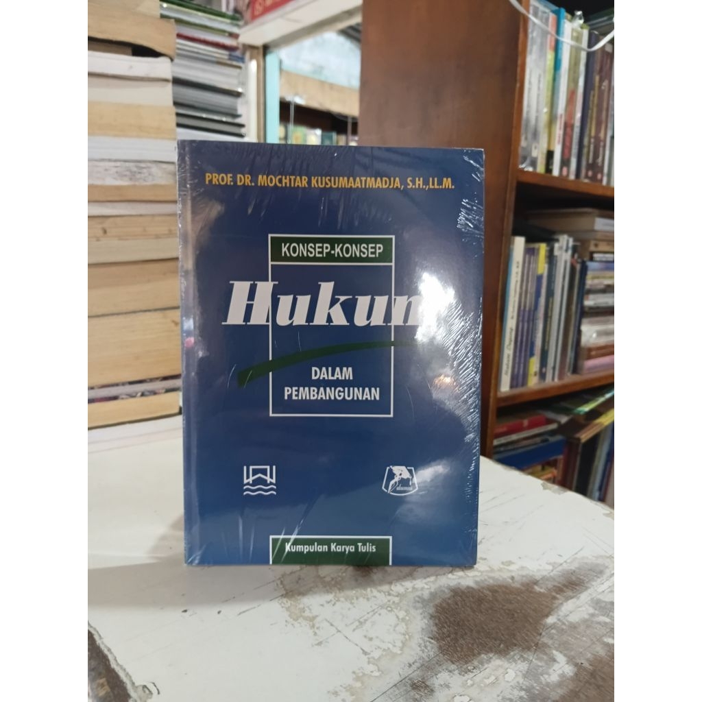 BUKU KONSEP KONSEP HUKUM DALAM PEMBANGUNAN