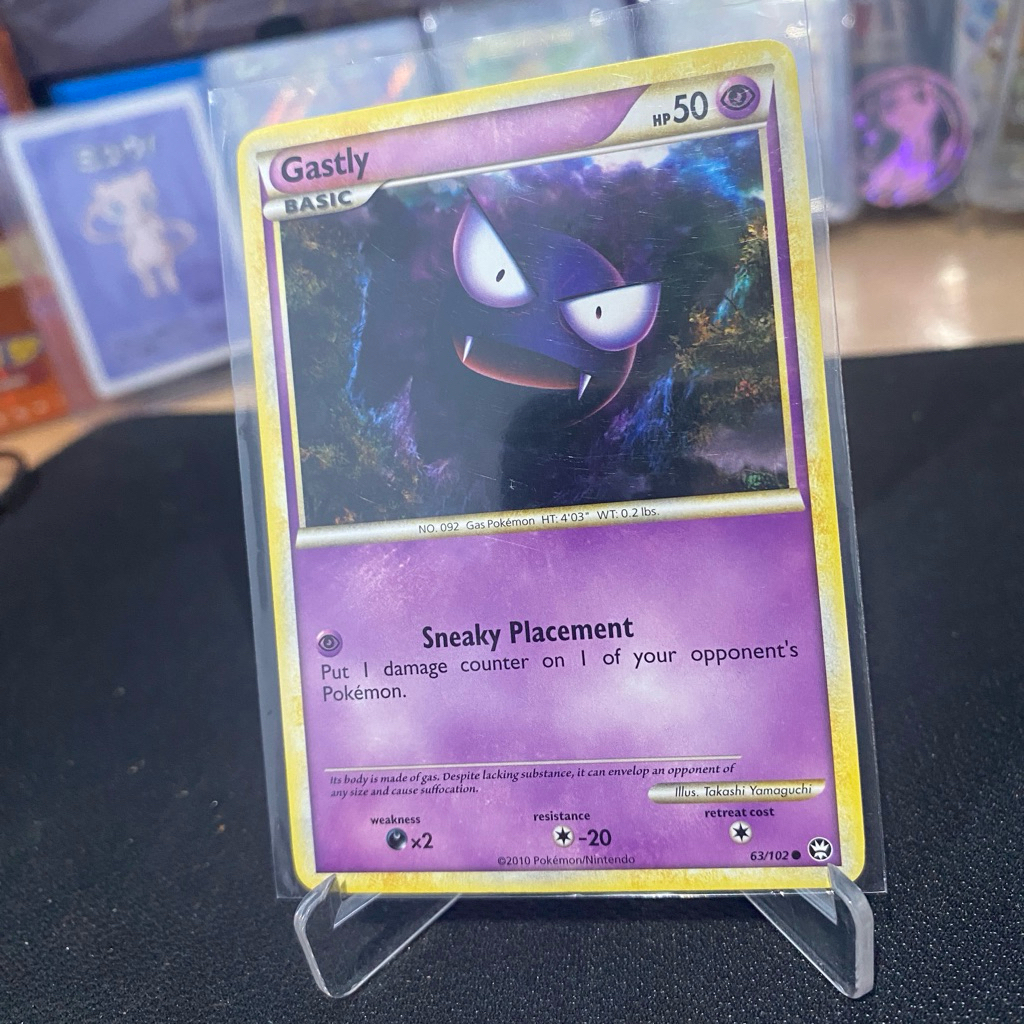 Gastly 63/102 TCG Pokemon Triumphant Vintage English 2010