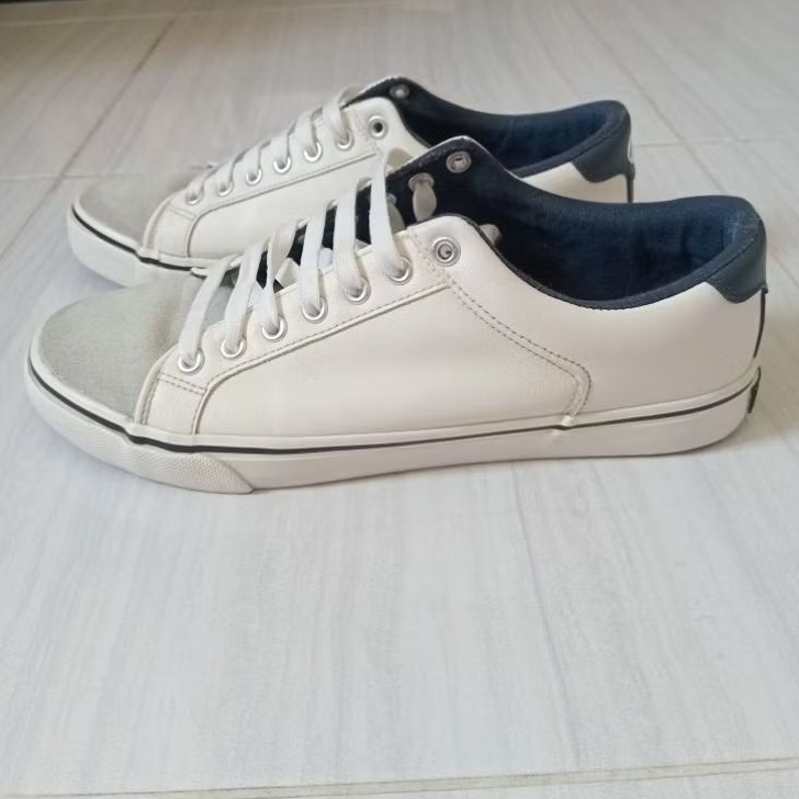 SEPATU AIRWALK ALAN SIZE 41 WHITE GREY / SNEAKERS AIRWALK PRIA WHITE GREY