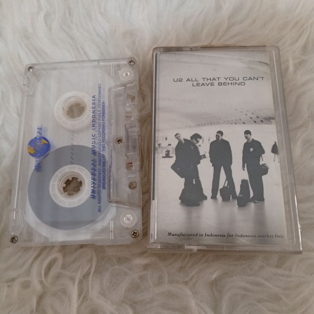 Kaset Pita U2