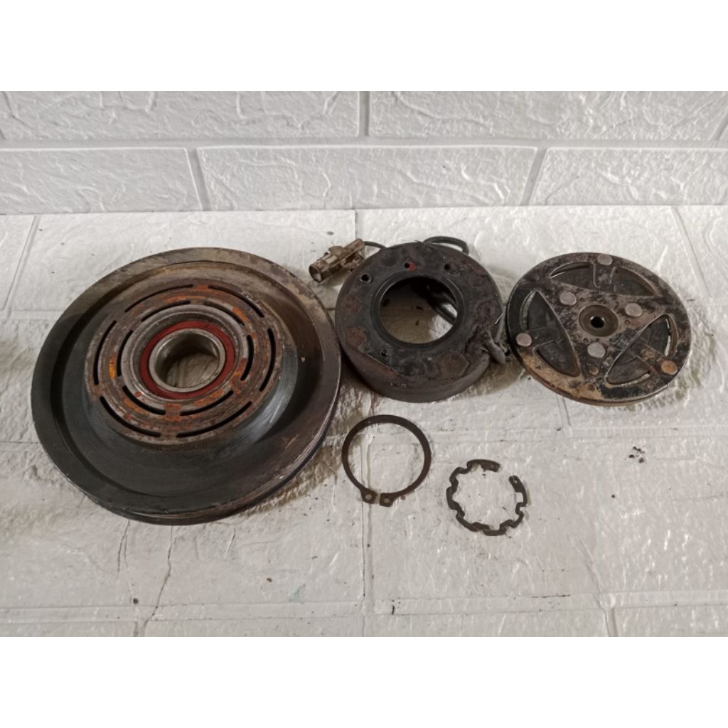 Magnet Clutch Set Pulley Kompresor AC Toyota Vios Gen 1