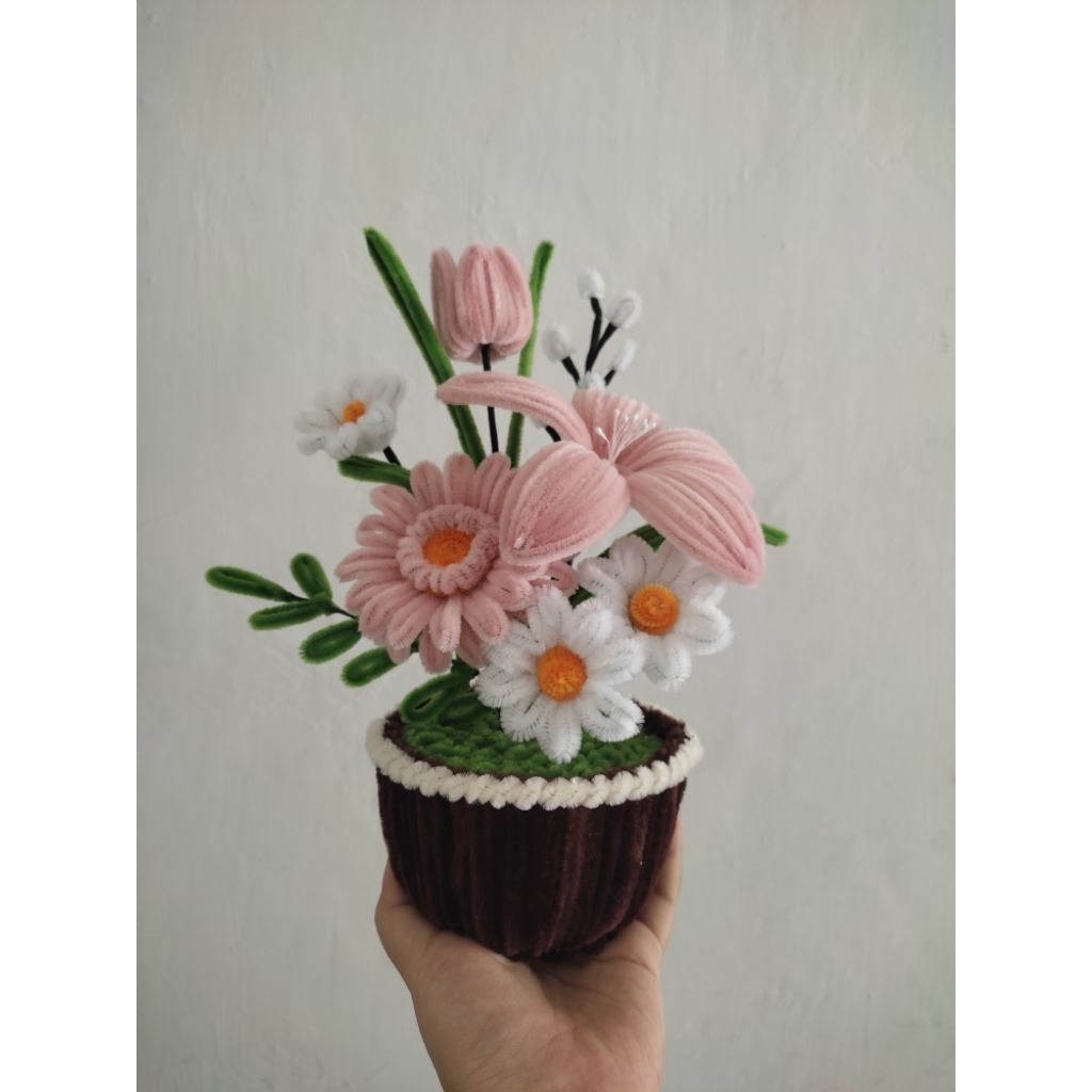 Bunga kawat bulu/bunga pot kawat bulu/bunga hias kawat bulu/bunga hiasan/bunga kawat bulu dalam pot