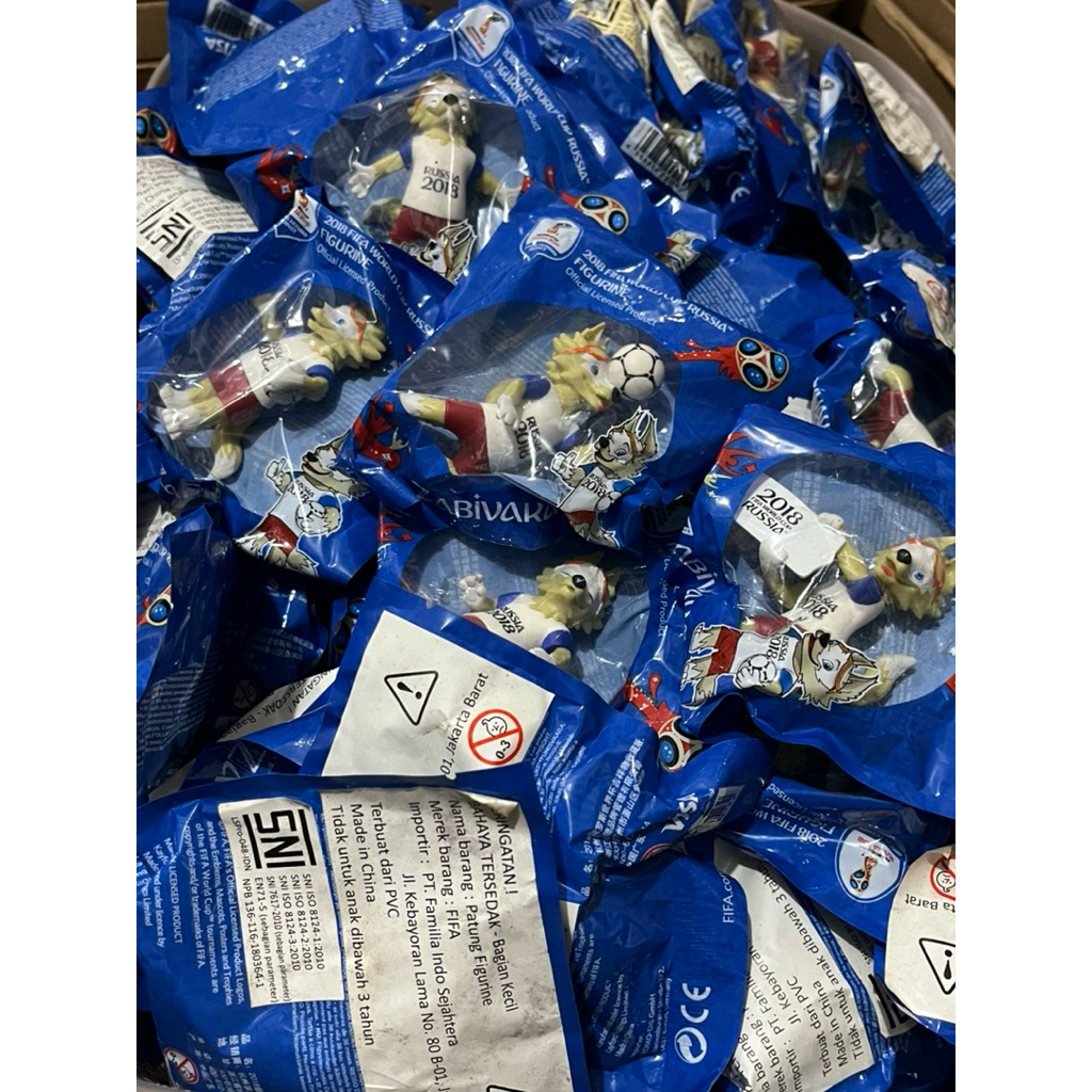 Mainan Anak Hewan Bermain Bola – Figure Maskot FIFA Piala Dunia 2018 Zabavika Ukuran 5–7 cm