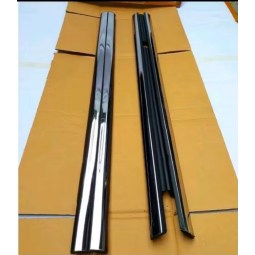 KARET PELIPIT KACA LUAR KIA TIMOR ORIGINAL CROM