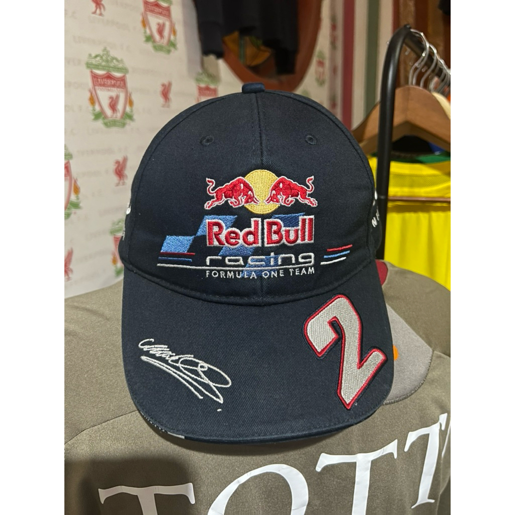 Topi F1 Redbull Mark Webber 2012 bundling