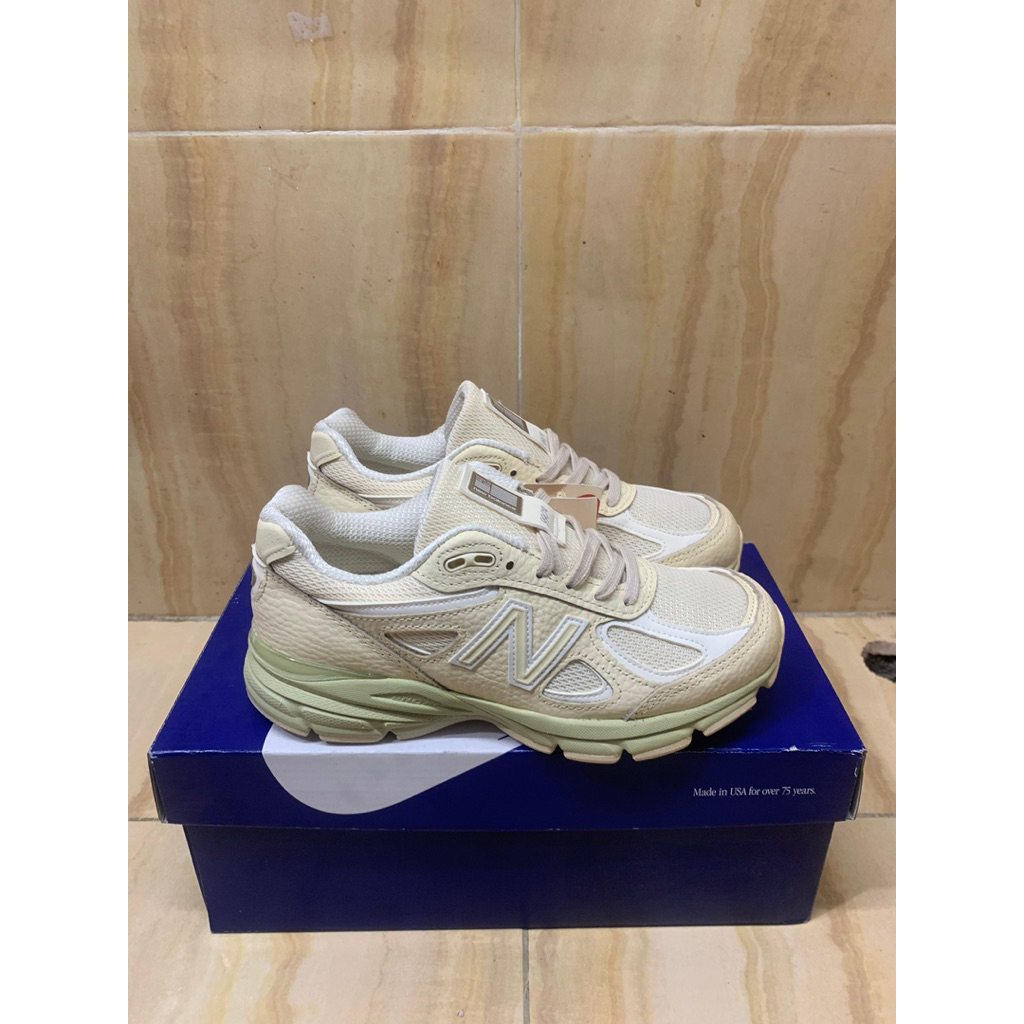 Sepatu New Balance 990 V4 Made in USA Macadamia Nut Original