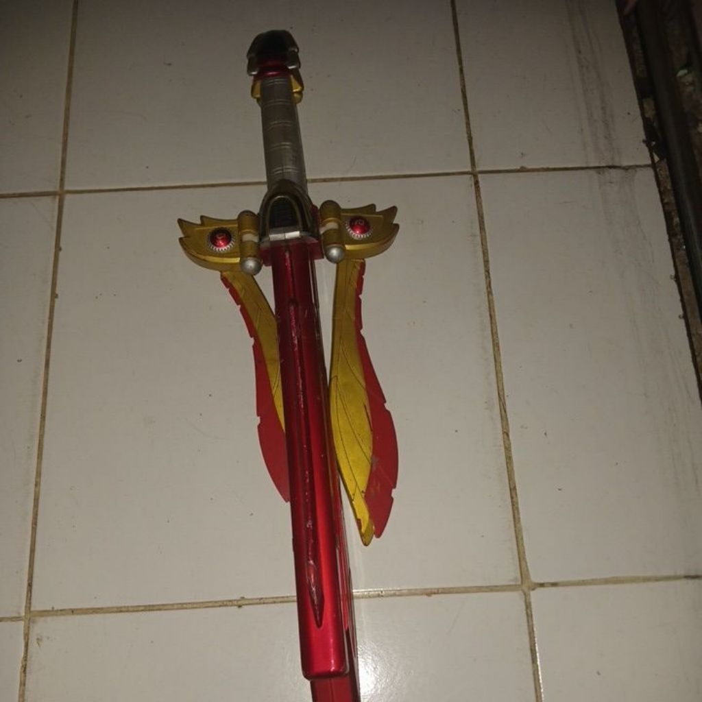Pedang DX Helios Bima Garuda By Bandai