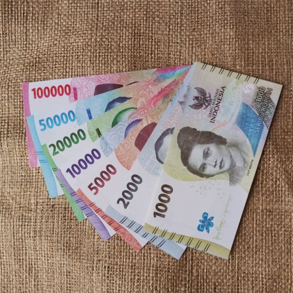 Buket Uang Mainan Kertas,1 Pack Kurang Lebih isi 100 Lembar - Pecahan Campur, Bahan Tebal, Ukuran 12